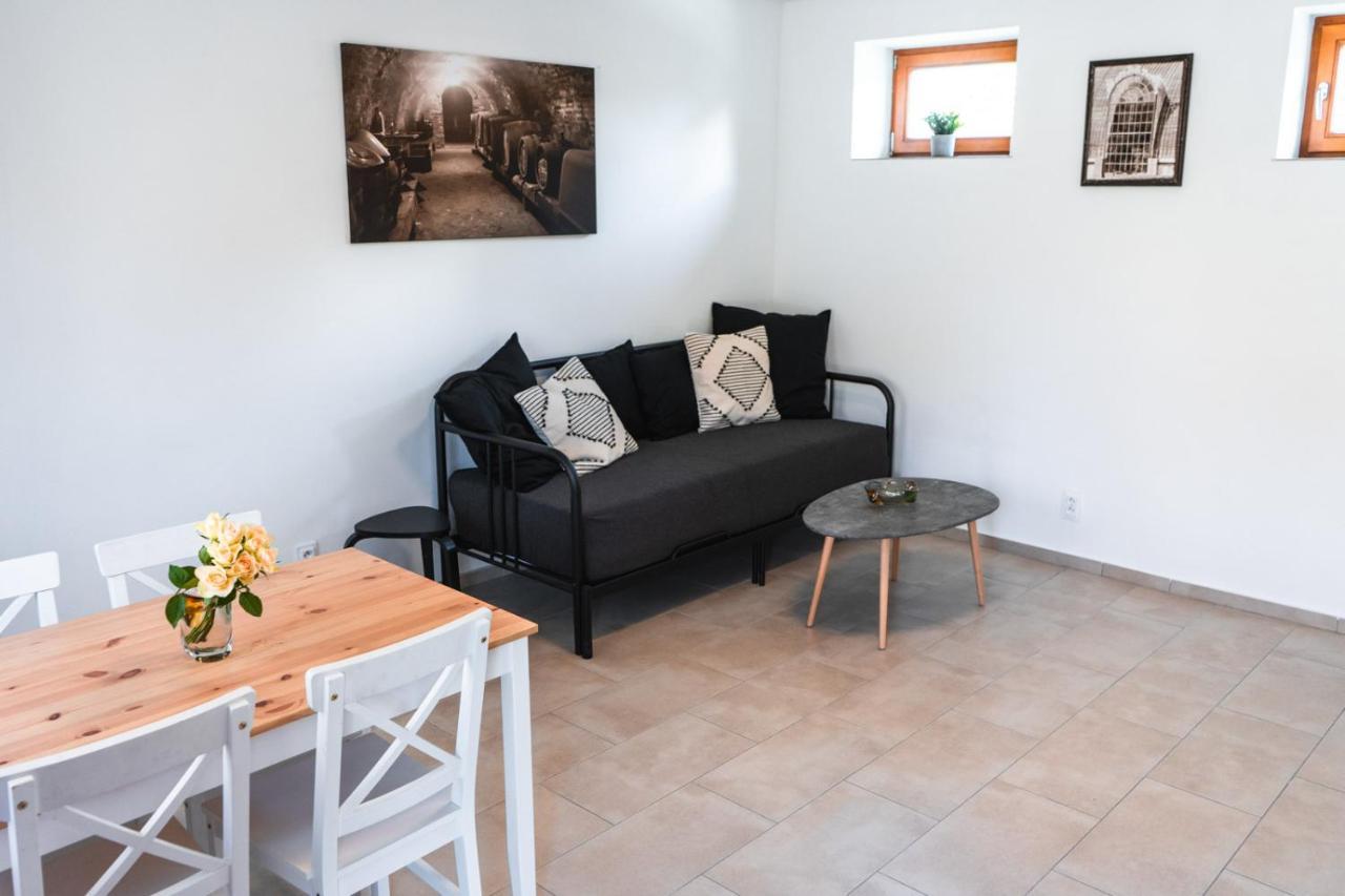 Apartmany Pulgary 불하리 외부 사진